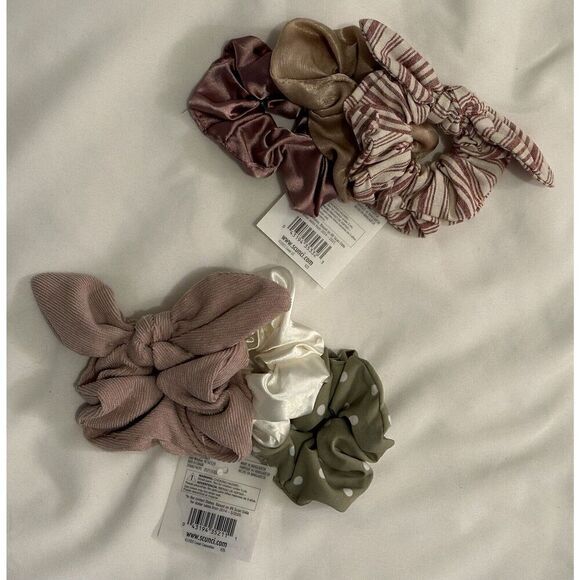 Scunci Collection Assorted Hair Scrunchies 6 pcs NEW - Picture 2 of 2